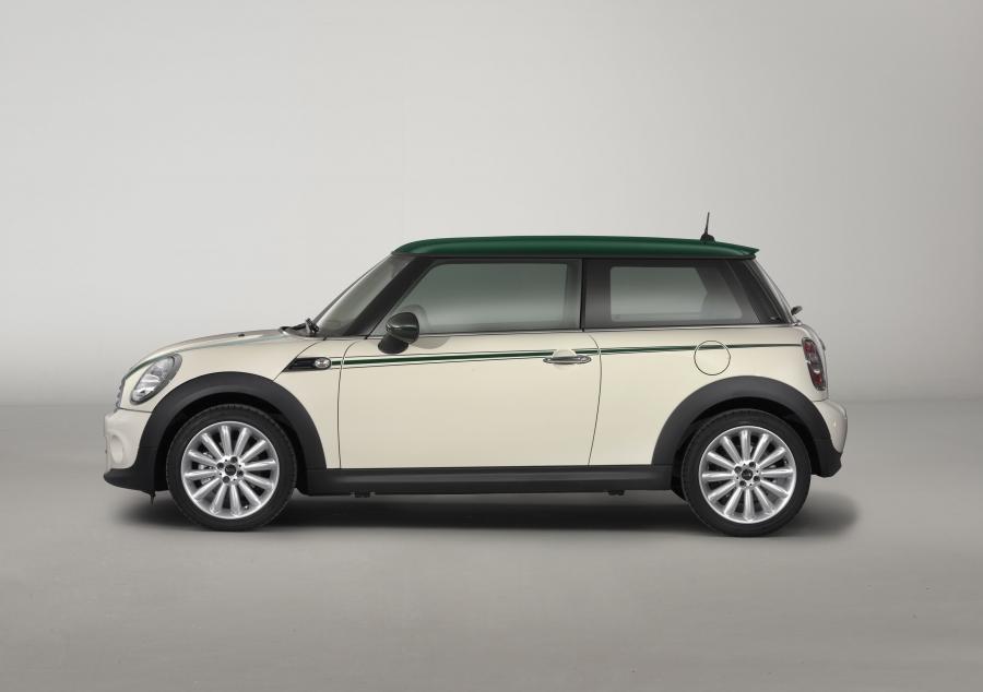  Mini Cooper Green Park 2012 года  (фото 15 из 15)